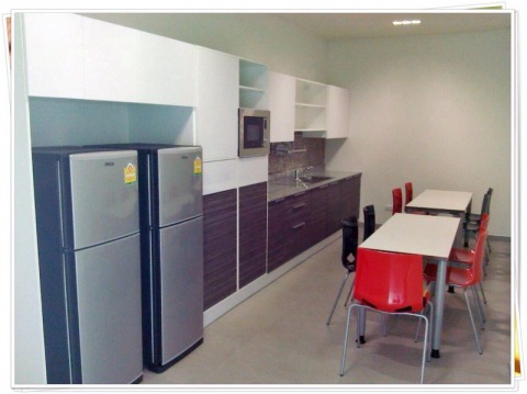 รับบิวท์อินห้องครัว